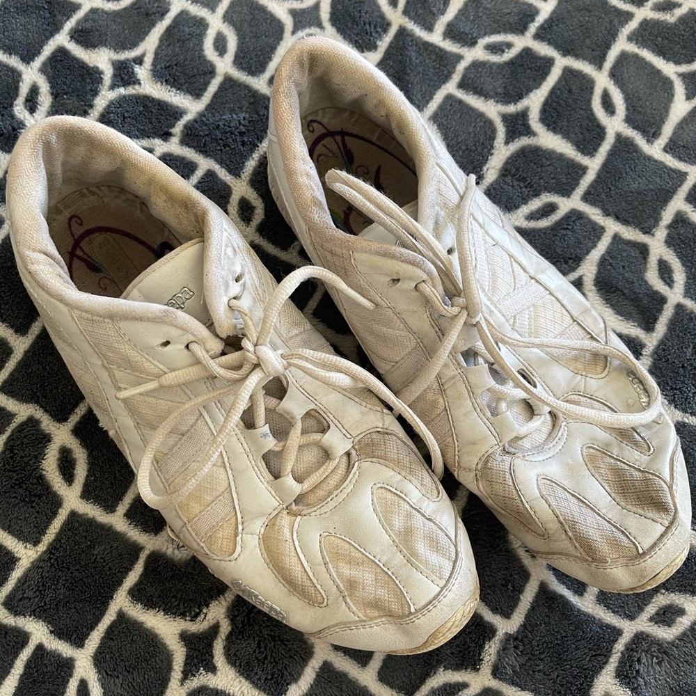 Used Kaepa Cheer Shoes Size 9